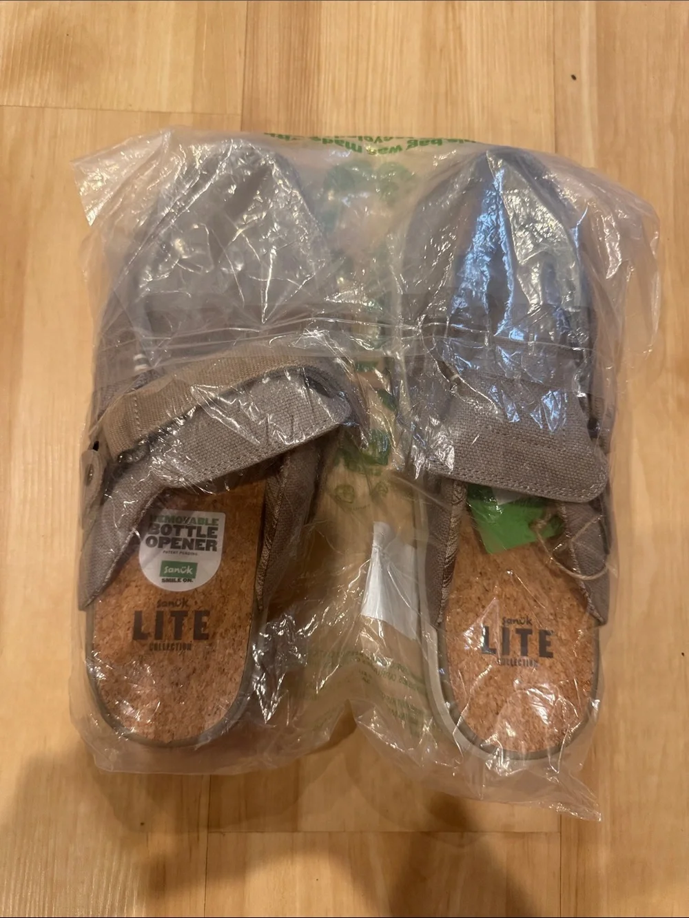NWT Sanuk Men’s Brown Cork-Like Slip-On Loafers